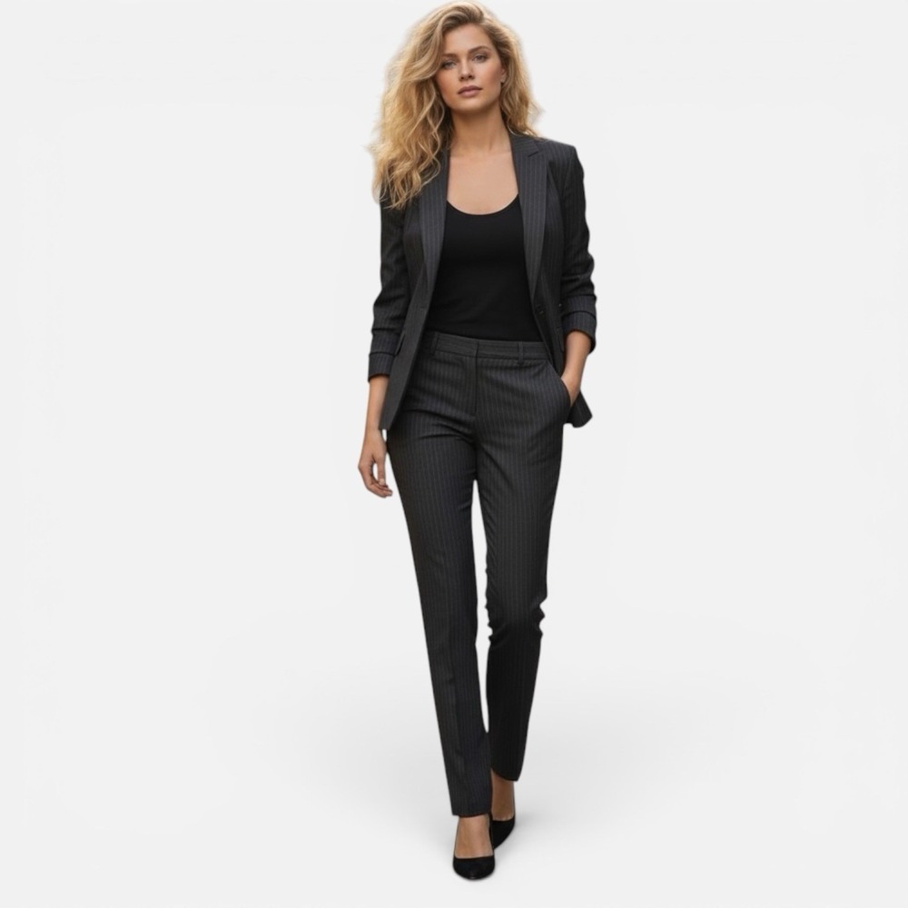 Theory Pant Suit Size 8 Two Piece Jacket Rosel S Pant Charcoal Pinstripe